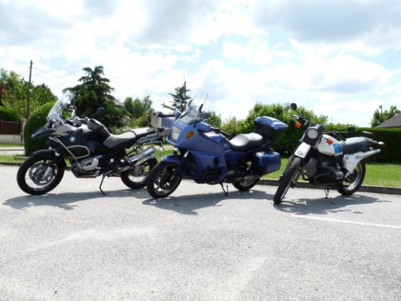 4696_101828060694_1920702_n